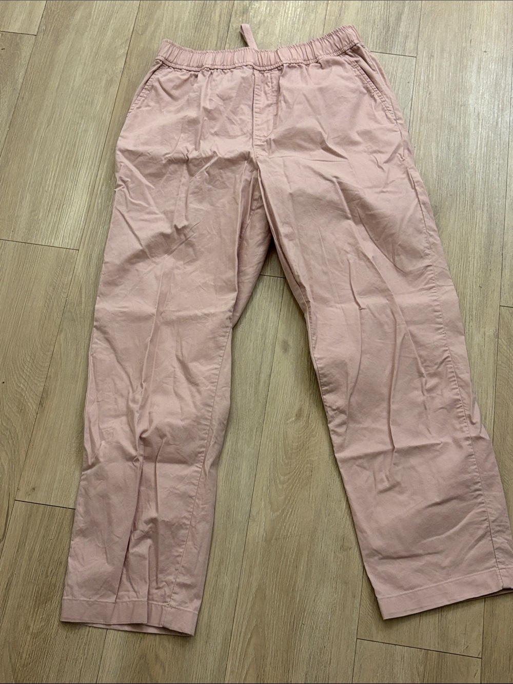 UNIQLO Pull-On Pants in Dusty Pink